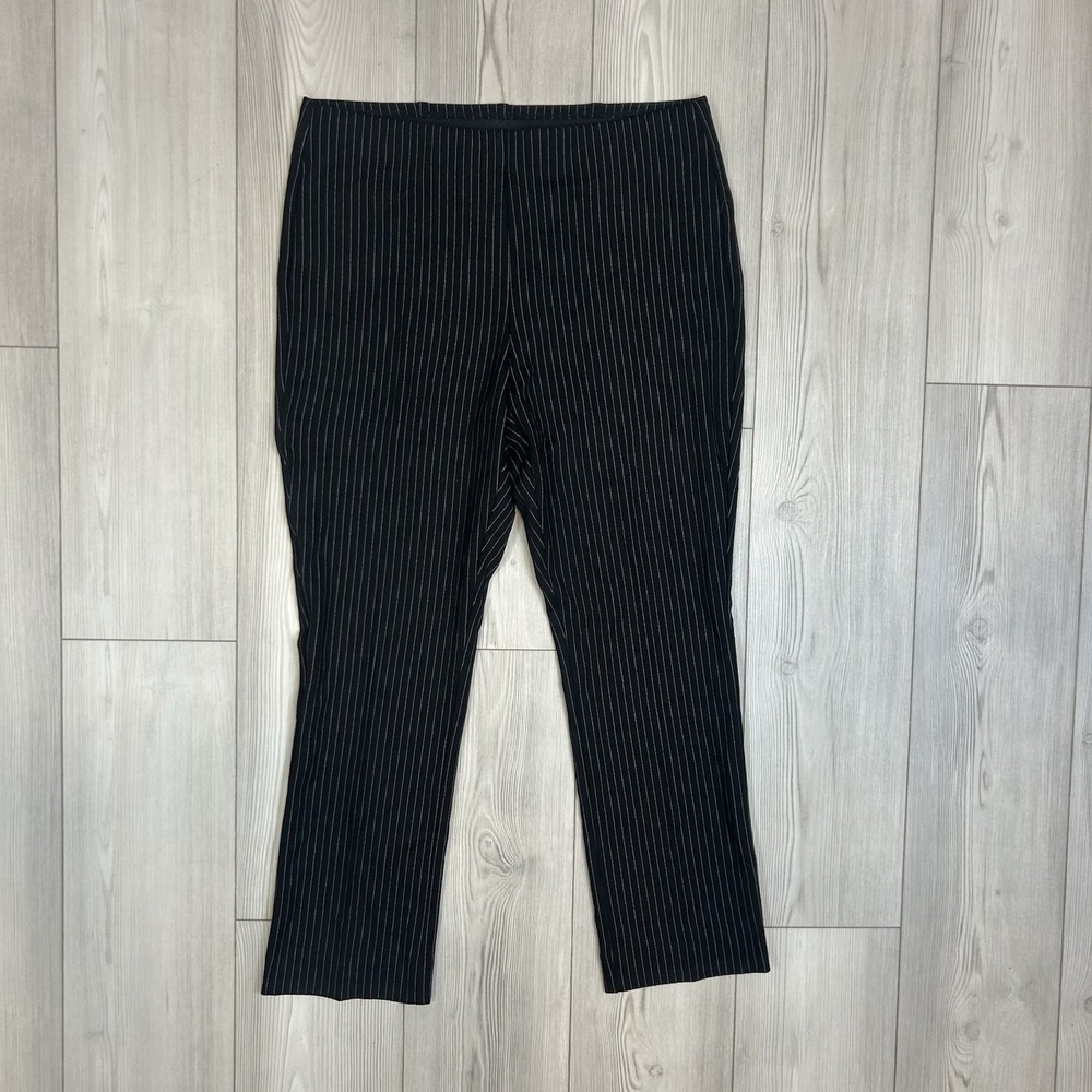 Chicos So Slimming Juliet Pinstripe Straight Pants Black‎ Size 2P / Large Petite